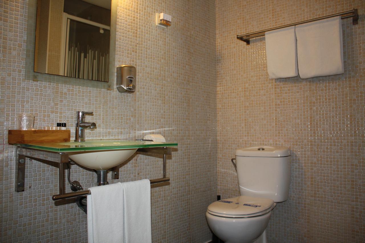 Hostal Boutique Los Geranios Del Pinar Torremolinos Eksteriør bilde
