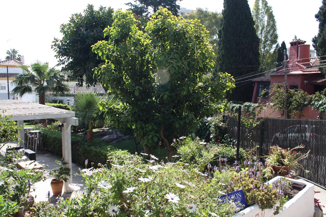 Hostal Boutique Los Geranios Del Pinar Torremolinos Eksteriør bilde