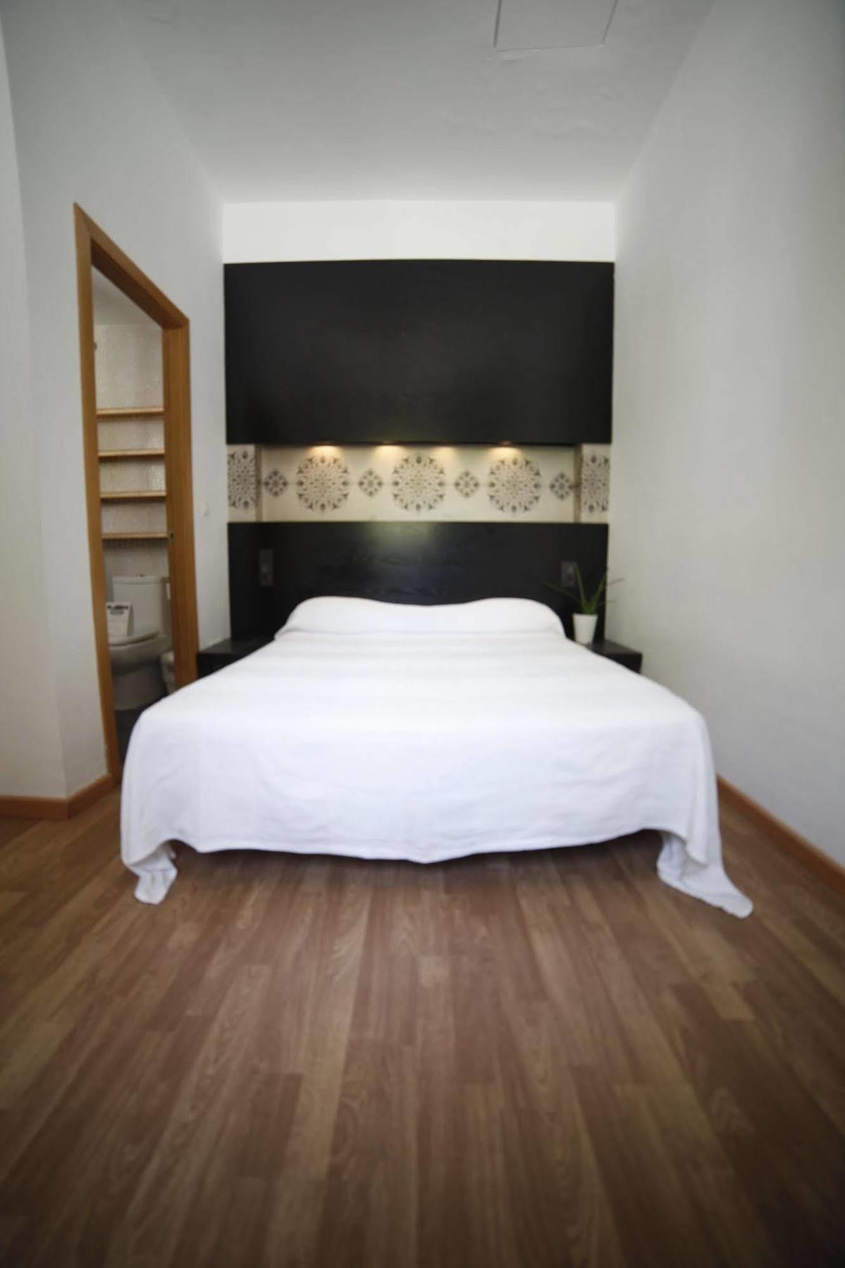Hostal Boutique Los Geranios Del Pinar Torremolinos Eksteriør bilde