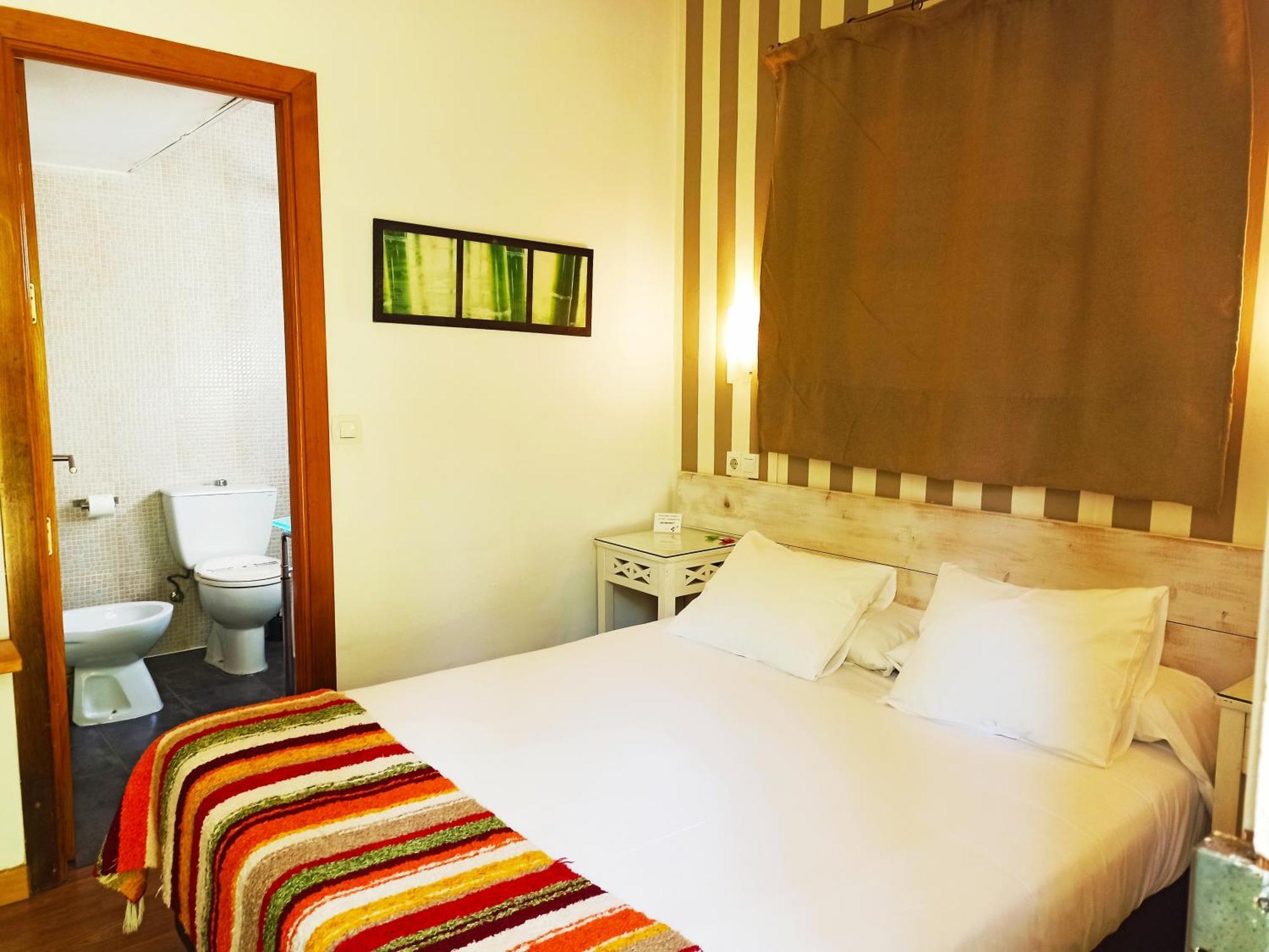 Hostal Boutique Los Geranios Del Pinar Torremolinos Eksteriør bilde